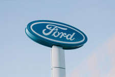 Successful, Established, & Award-Winning Ford Dealership 