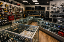 SE SD Niche Financial Services & Retail Business 
