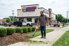 Commercial Landscaper-Great Staff and Clients